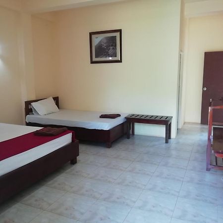 Dream Day Leisure Homes Сигирия Екстериор снимка