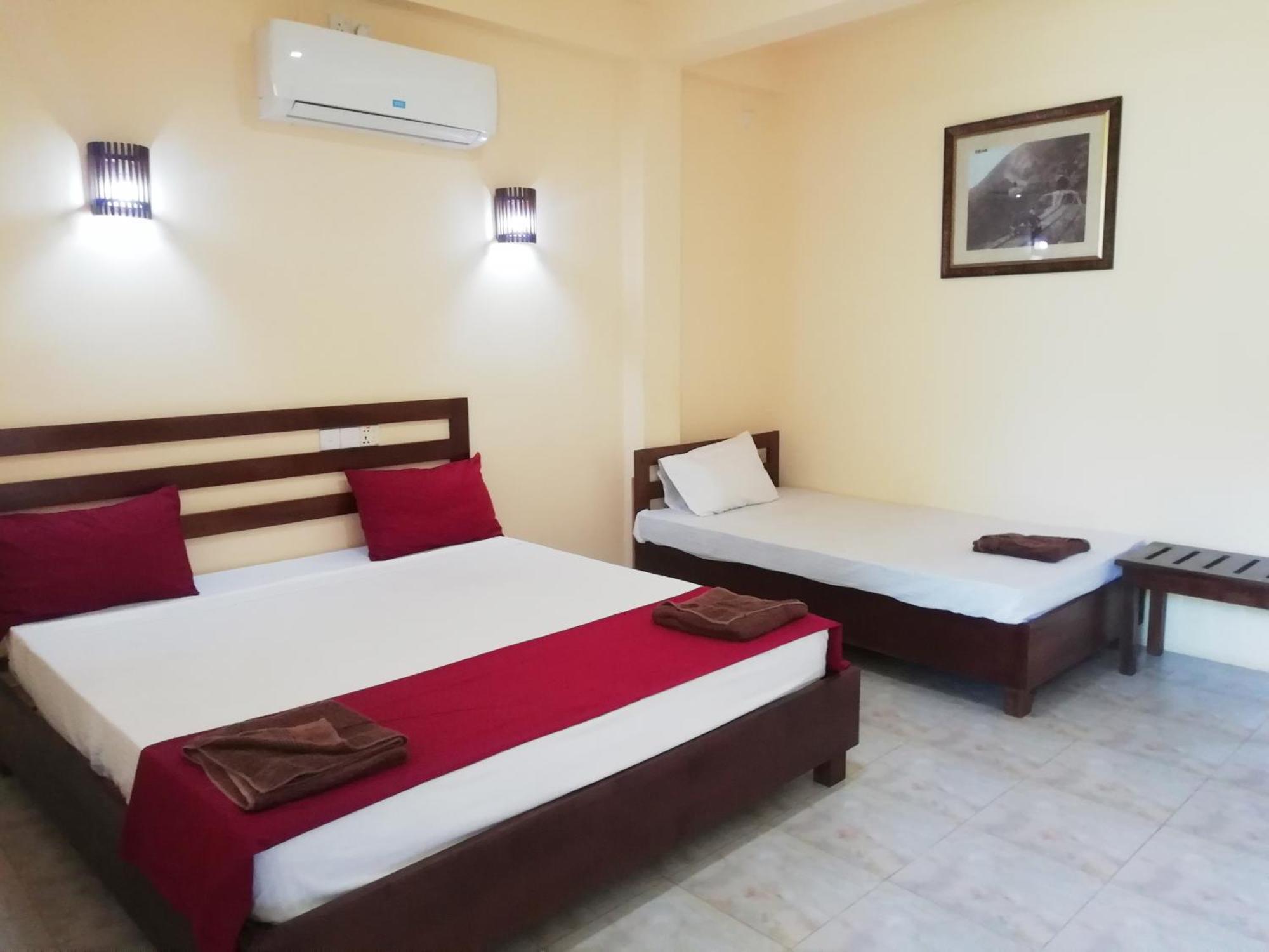 Dream Day Leisure Homes Сигирия Екстериор снимка